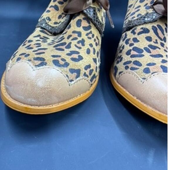 "Poetic License" LONDON Cheetah ,Pump ,Bootie,Size 6.5(37), Ribbon Laces,Gypsy, - Picture 8 of 8